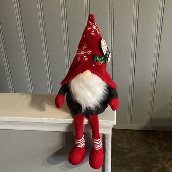 Brand NWT 22” Absolutely Precious Red Christmas Holiday Gnome Sitter Decoration - Picture 4 of 10